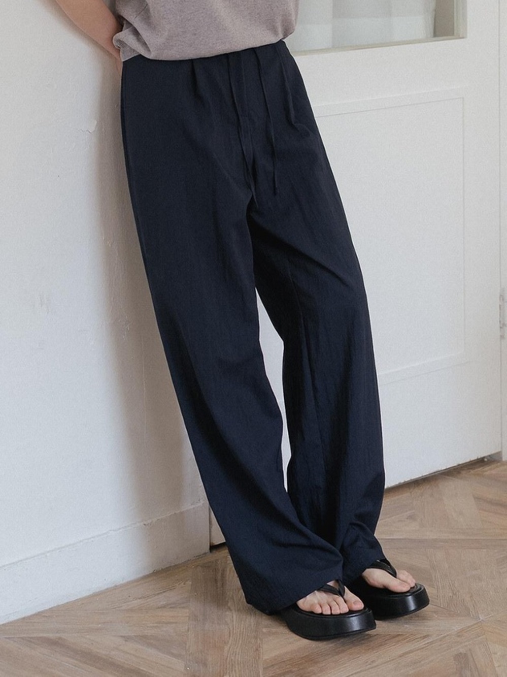 Tillidie Wide Leg Drawstring Pants in Navy